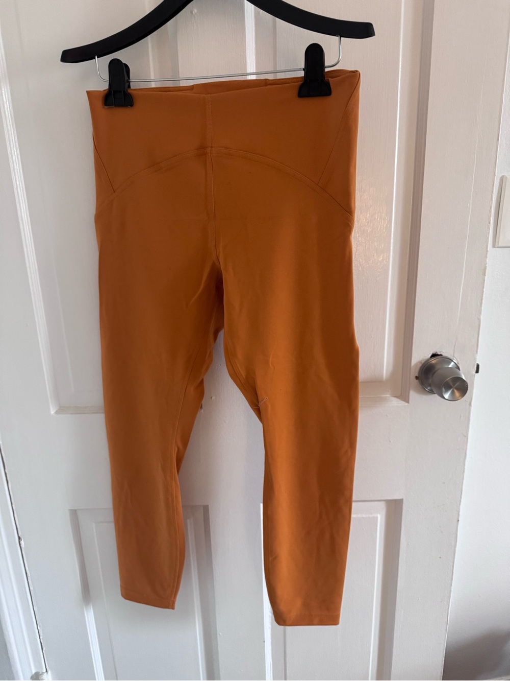 Lululemon women’s Active Leggings - Rust Orange size 10